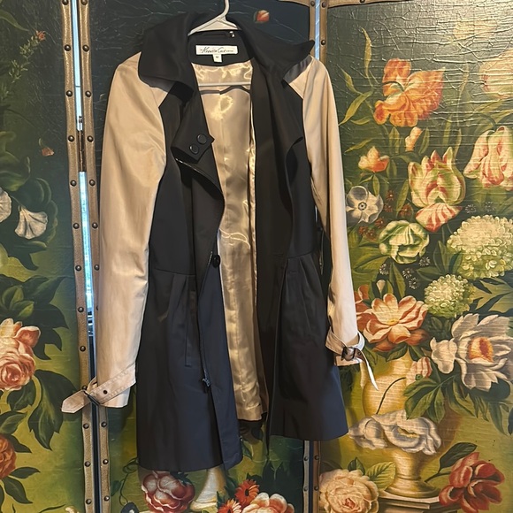 Kenneth Cole New York Black and Cream Trench Coat - Picture 2 of 6